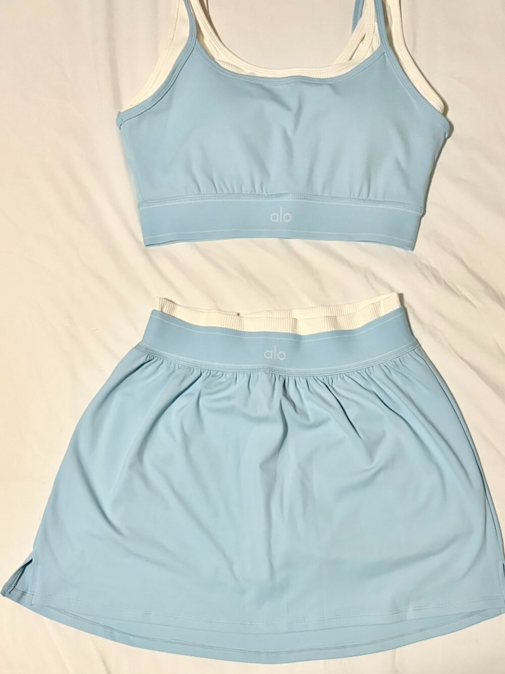 Alo Seashell Blue Airbrush Better Together Bra + Tennis Skirt Set NWT M